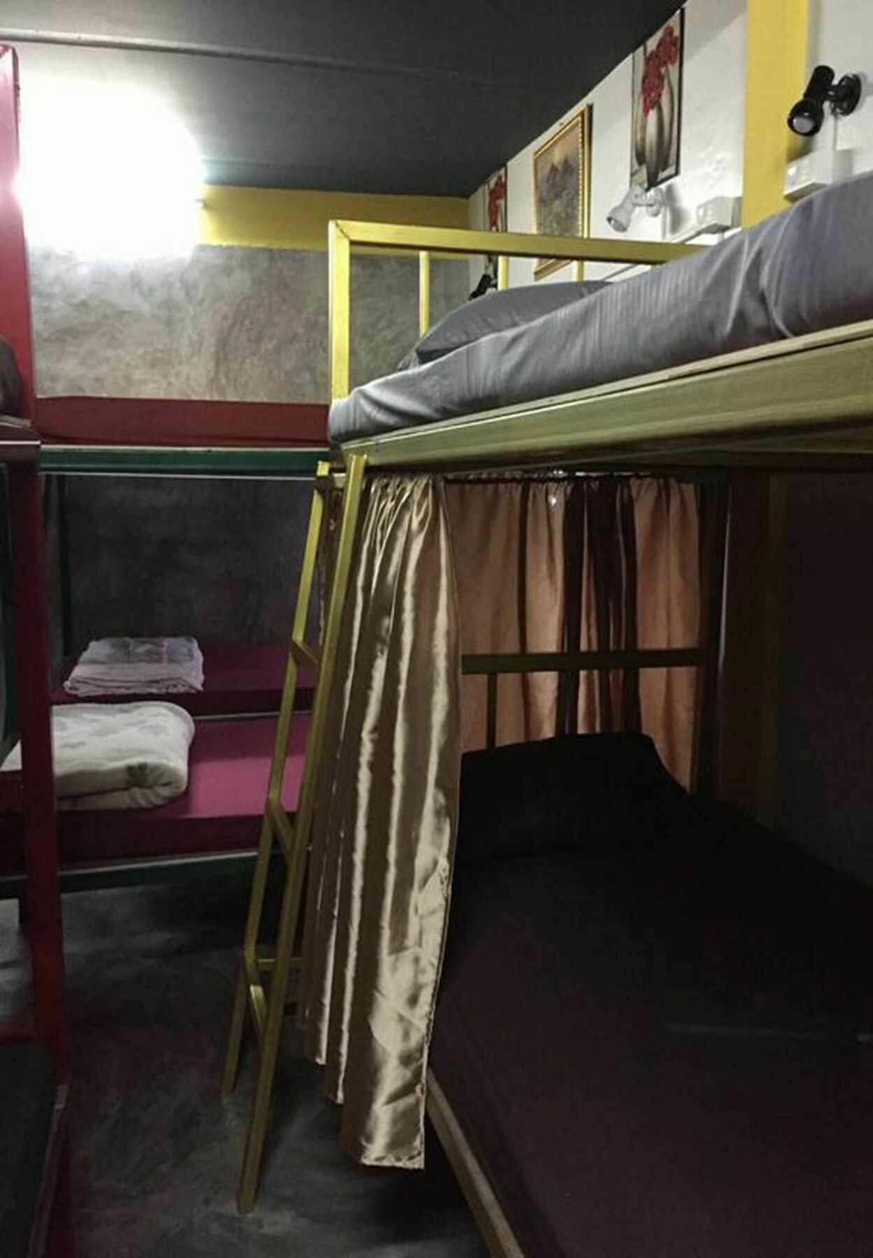 Tiger House Hostel (Adults Only) Chiang Mai Eksteriør bilde